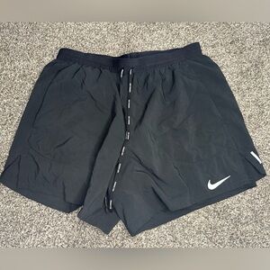 Men’s S Nike running shorts
